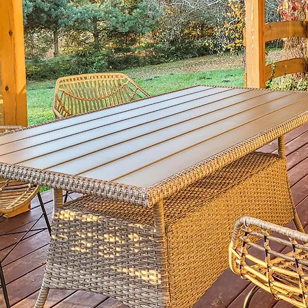 2 Bedroom Pet Friendly In Prabuty بيت للعطل *