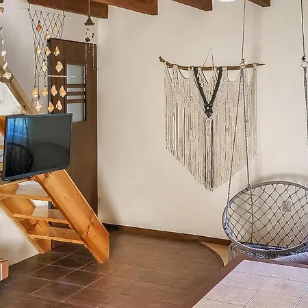 2 Bedroom Pet Friendly In Prabuty